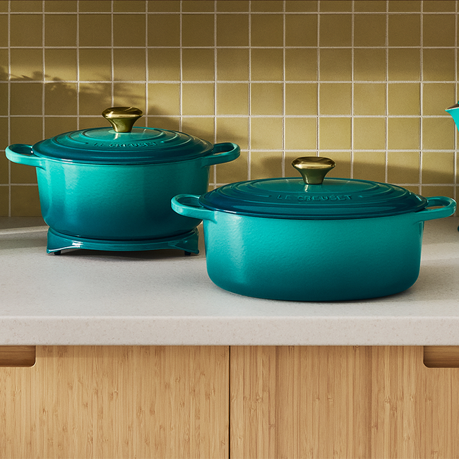 Set of 2 Dutch Ovens, view 2